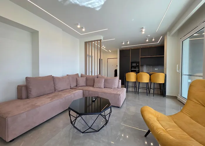 Panoramic Elegance *