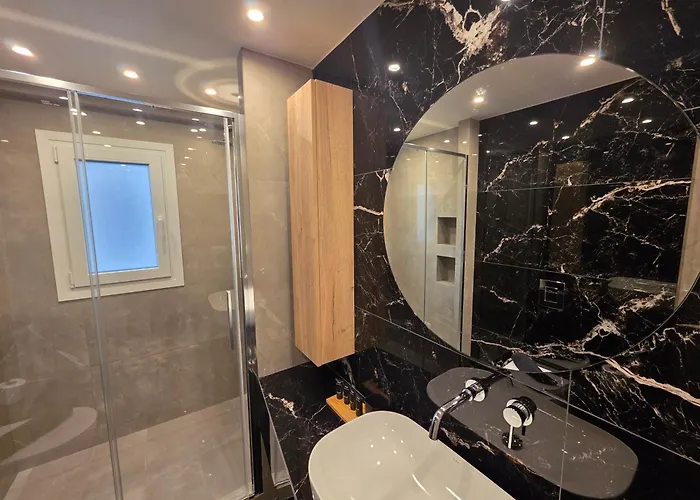 Panoramic Elegance Apartament